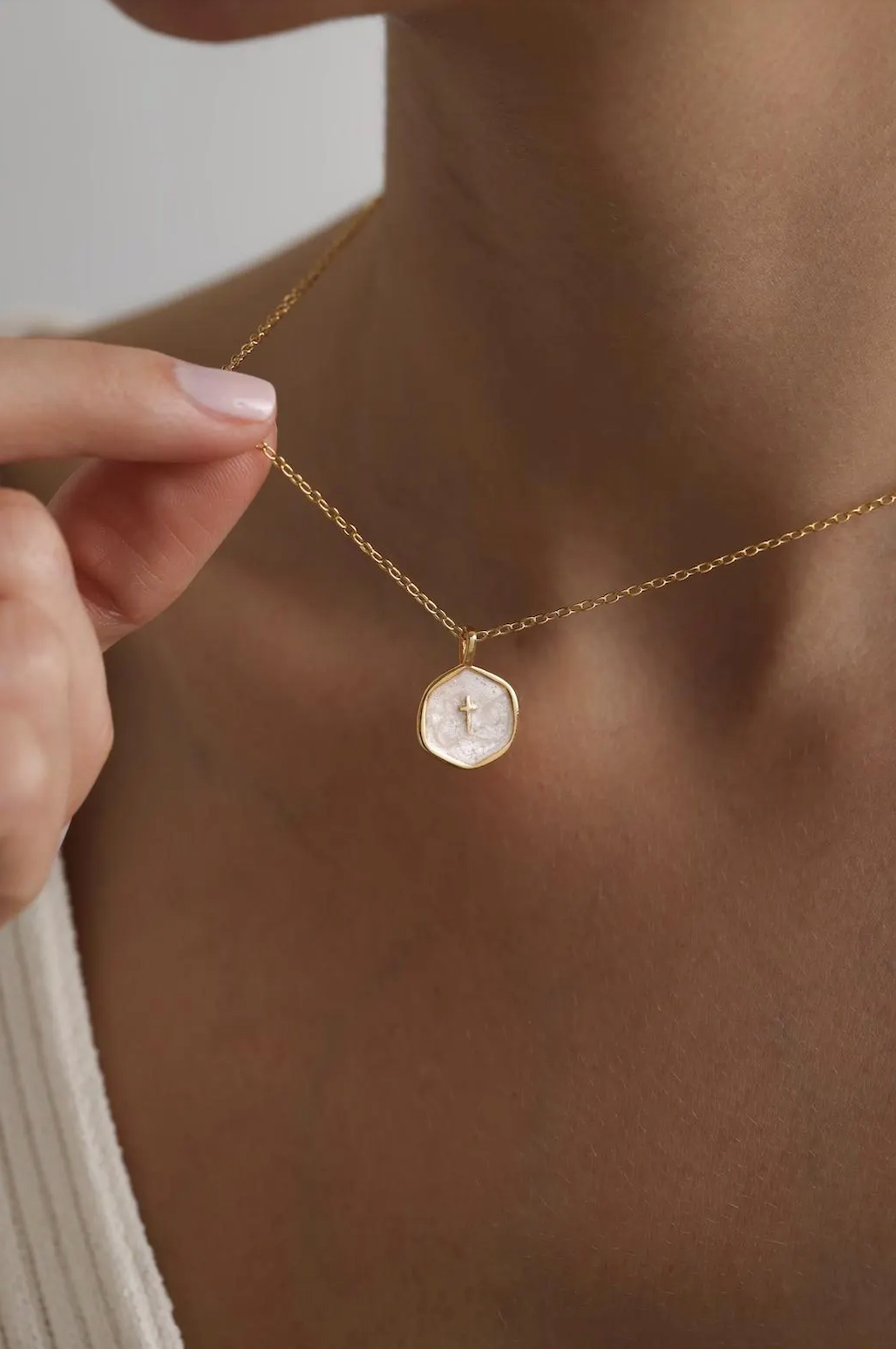 Dainty Gold Cross Necklace: Christian Faith Pendant, Baptism Gift | Christian Jewelry for Women | Religious Gift | Communion Present