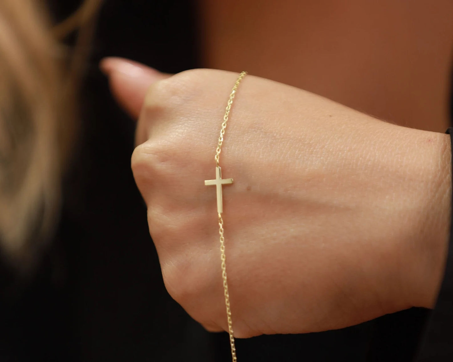 Gold or Silver Cross Bracelet | Christian Jewelry for Women | Dainty Faith Bracelet | Minimalist Religious Gift | Everyday Christian Jewelry
