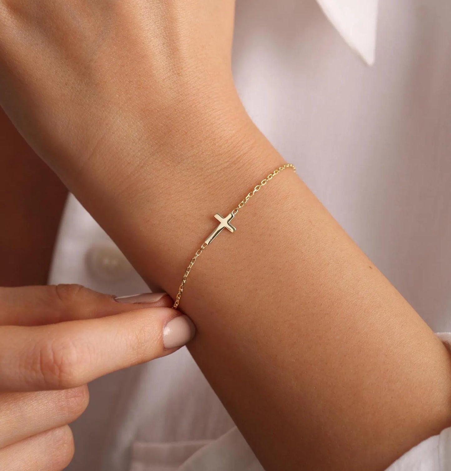 Gold or Silver Cross Bracelet | Christian Jewelry for Women | Dainty Faith Bracelet | Minimalist Religious Gift | Everyday Christian Jewelry