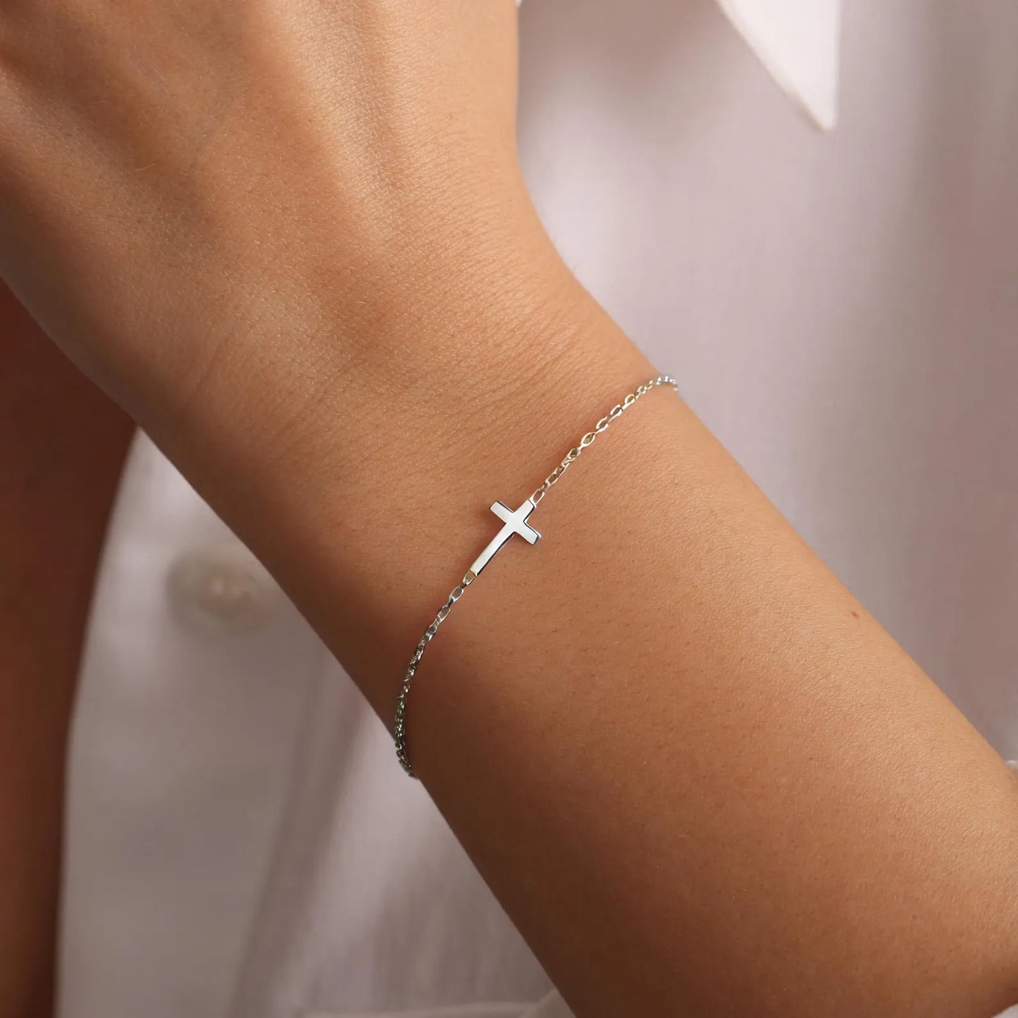 Gold or Silver Cross Bracelet | Christian Jewelry for Women | Dainty Faith Bracelet | Minimalist Religious Gift | Everyday Christian Jewelry